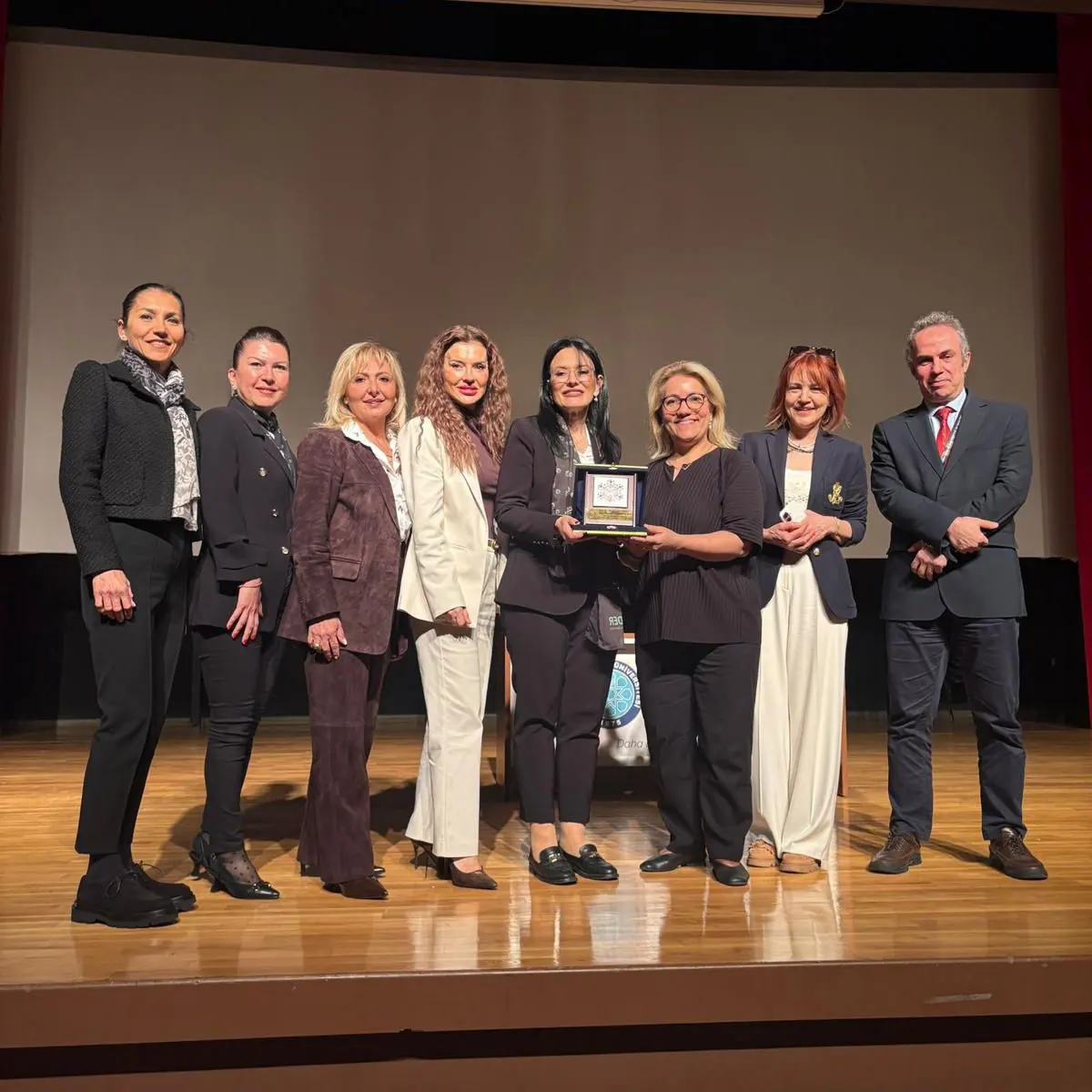 U.Ü.TIP FAKÜLTESİ ÖĞRENCİLERİNE DESTEKLERİMİZ SÜRÜYOR