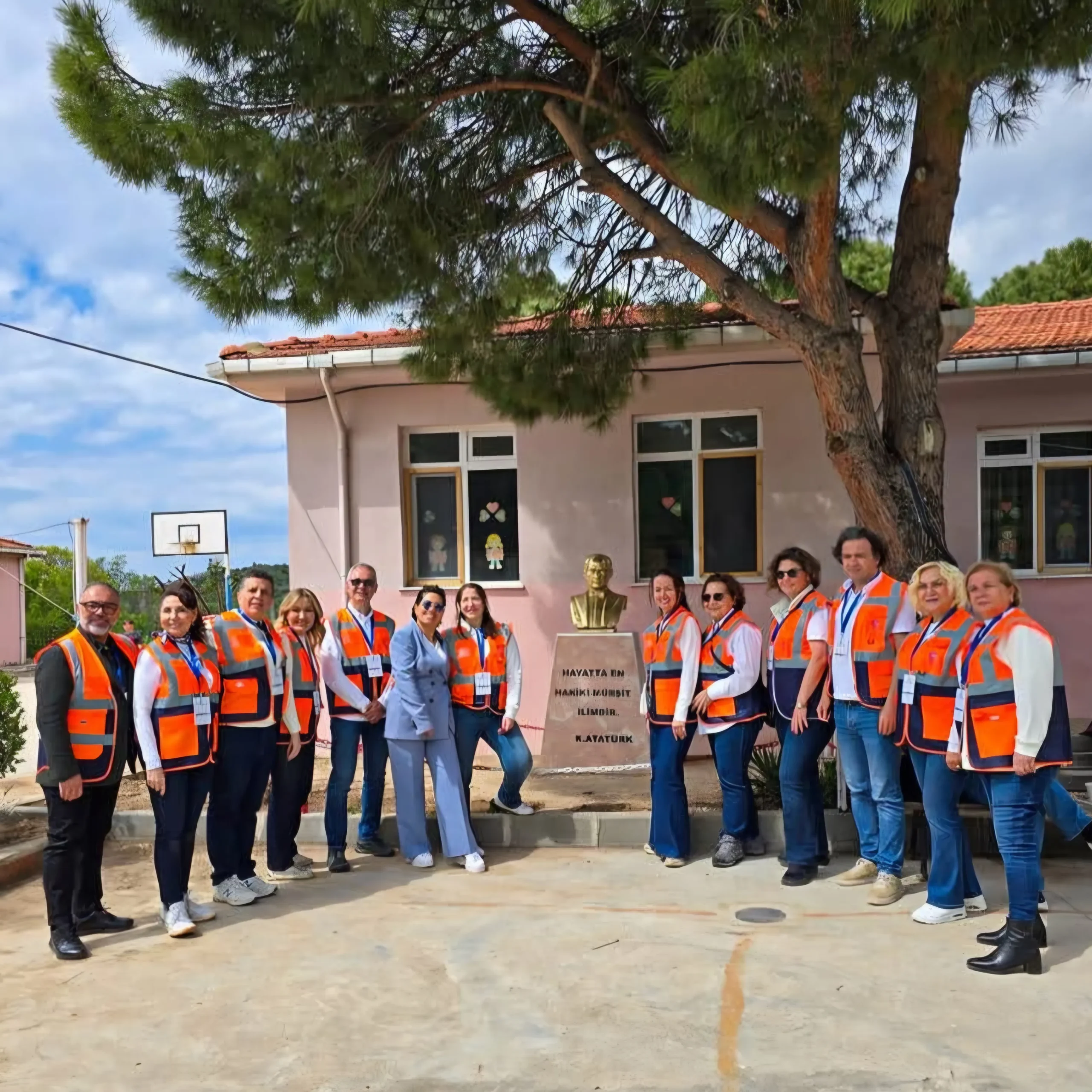 ÇANAKKALE KÖSEDERE İLKOKULUNUN TALEP EDİLEN EKSİKLERİNİ TAMAMLADIK